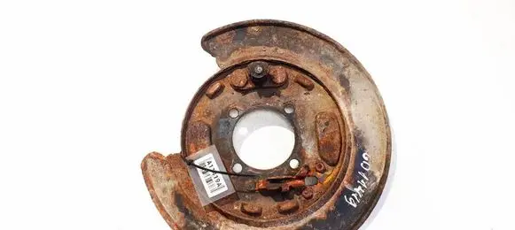 Honda CR-V Rear brake disc plate dust cover