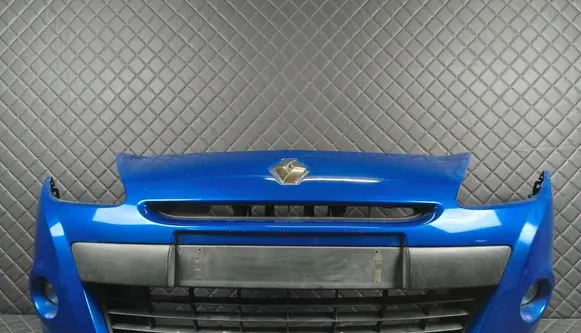 Renault Clio III Front bumper 
