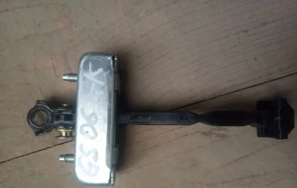 Lexus GS 300 350 430 450H Rear door check strap stopper