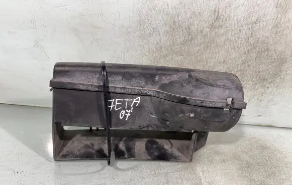 Volkswagen Jetta V Air intake duct part 1k0805962a