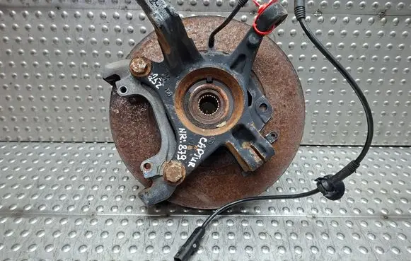 Renault Captur Front wheel hub spindle knuckle S26340879 400146736R