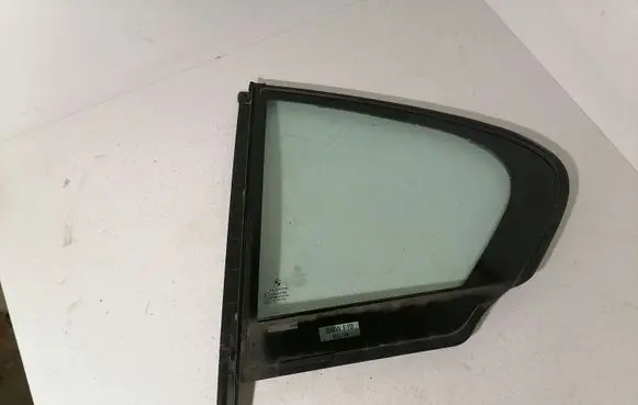 BMW 5 F10 F11 Rear vent window glass 