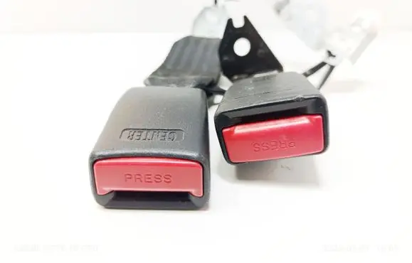 Mazda CX-3 Rear seatbelt buckle