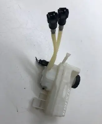 Opel Meriva B Brake fluid reservoir 32666979