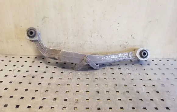 Rear control arm