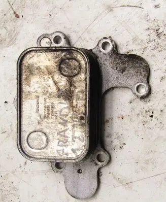 Opel Grandland X Engine oil radiator 9815697880