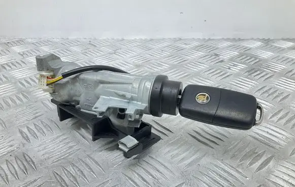 Skoda Yeti (5L) Ignition lock 5K0905865 3T0837202L 1K0905851