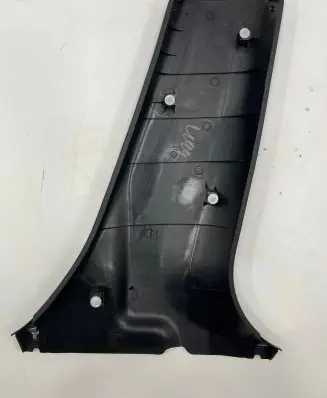Nissan Leaf II (ZE1) (B) pillar trim (bottom) 769163NL0A