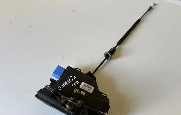 Skoda Octavia Mk2 (1Z) Front door lock 3D1837015AB 1120065 A00467