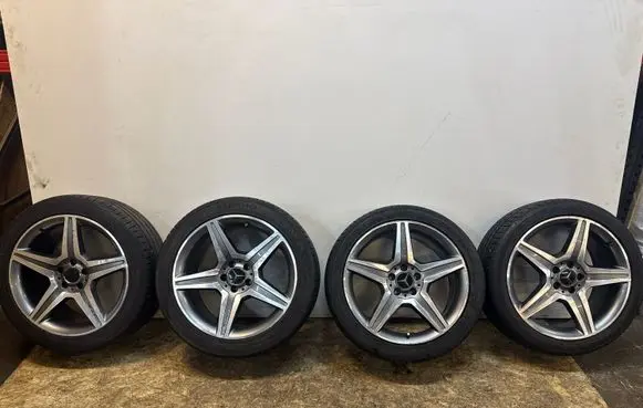 Mercedes-Benz CL C216 R19 alloy rim A2214016002 A2214016102
