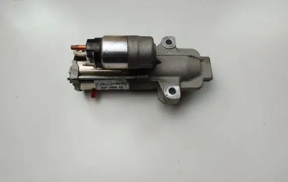 Ford Focus Starter motor JX6T11000