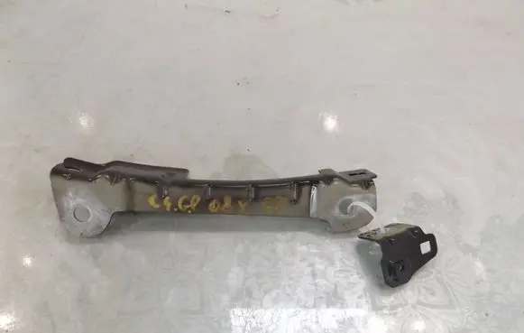 Citroen C4 Grand Picasso Fender mounting bracket
