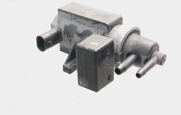 Mercedes-Benz B W245 Turbo solenoid valve A0051535528 70078200
