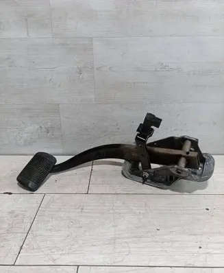 Jeep Grand Cherokee Brake pedal 04581656AA