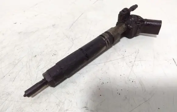 Mercedes-Benz ML W164 Fuel injector A6420700587 0445115027