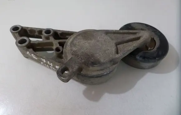 Audi A4 S4 B5 8D Generator/alternator belt tensioner 058903133A E0301A110150