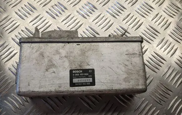 BMW 3 E30 ABS control unit/module 0265103004 8432052