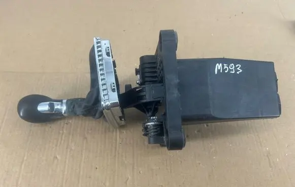 Opel Zafira C Gear shifter/selector 8126600010