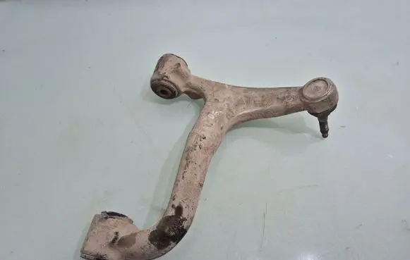 Rear upper control arm/wishbone