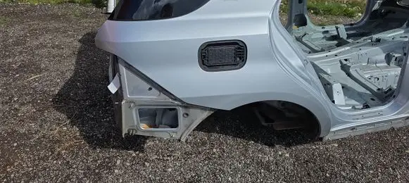Mercedes-Benz ML W166 Rear quarter panel
