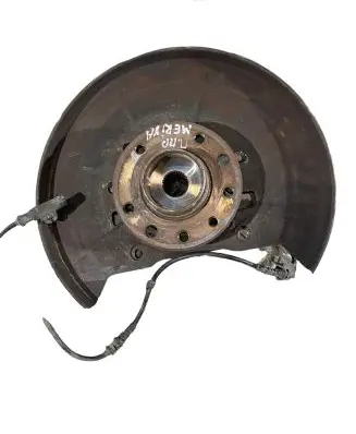 Opel Meriva B Front wheel hub spindle knuckle