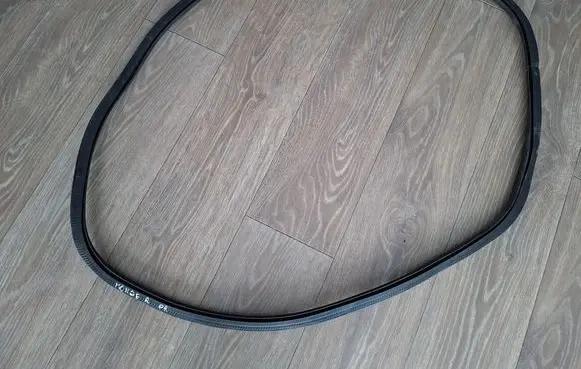 Ford Mondeo MK V Front door rubber seal AEAF