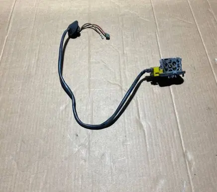 Mercedes-Benz E W124 Heater blower motor/fan resistor 0085450828