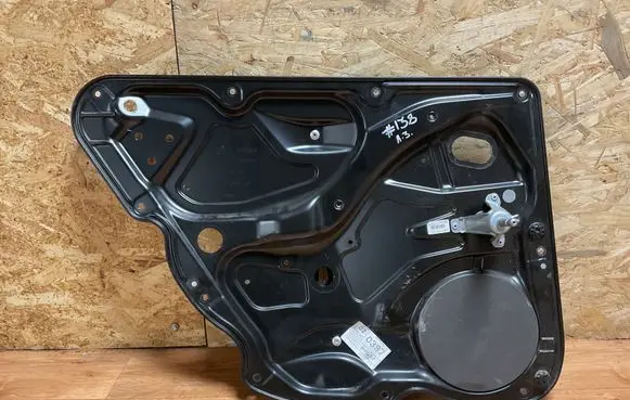 Volkswagen PASSAT B6 Rear door manual window regulator 3C4839755G 3006 980859106