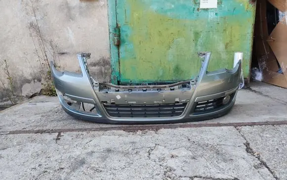 Volkswagen PASSAT B6 Front bumper 3C0807221