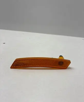 Mini Cooper Countryman R60 Front indicator light 2751332 2050800
