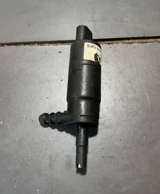 BMW X5 E53 Headlight washer pump 8377430