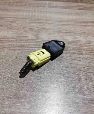 Toyota Corolla Verso AR10 Airbag deployment crash/impact sensor 898310W010