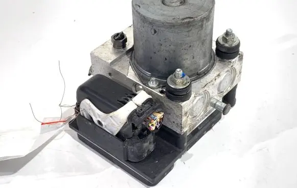Citroen C4 II ABS Pump 9677024980
