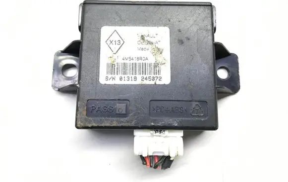 Renault Megane III Alarm control unit/module 4M5418R0A 01319245077 01319245072
