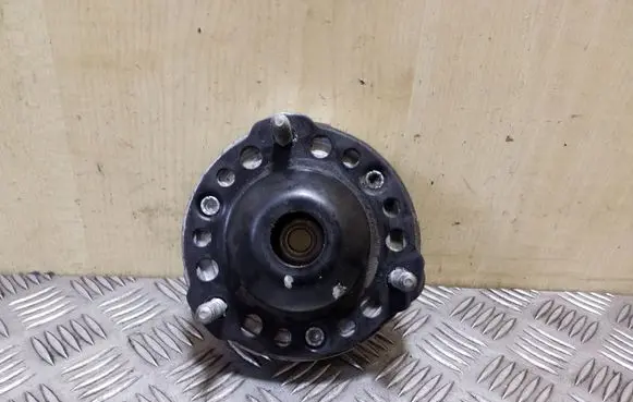 Volkswagen Touareg II Coil spring mount 7P0412295C