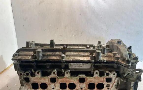 Mercedes-Benz E W211 Engine head A6420106720