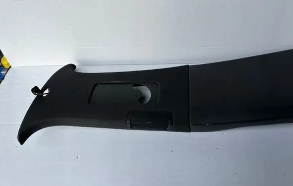 Porsche Cayenne (9PA) (B) pillar trim (top)