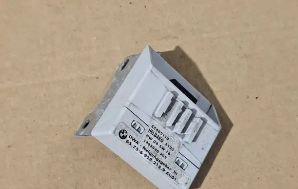 BMW 3 E46 Yaw turn rate sensor 6923215 55892110 1465940292