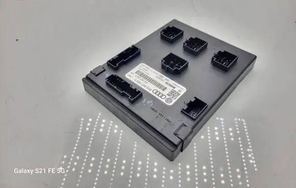 Audi A4 S4 B8 8K Comfort/convenience module 8K0907063P 10029001