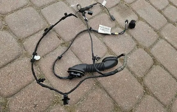 Opel Zafira C Tailgate/trunk wiring harness 20903147