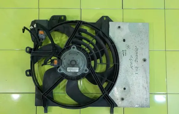 Citroen DS3 Fan set 9682895680