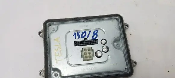 Tesla Model S Headlight ballast module Xenon 0020102204