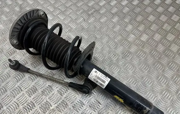 BMW 4 F32 F33 Front shock absorber with coil spring 6868661