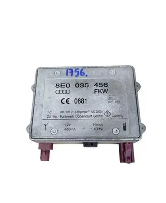 Audi A6 S6 C5 4B Aerial antenna amplifier 8E0035456