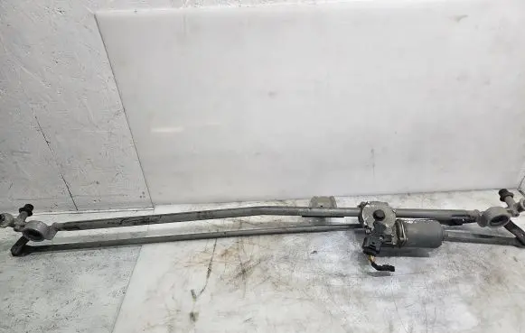 Opel Zafira B Front wiper linkage and motor 404976