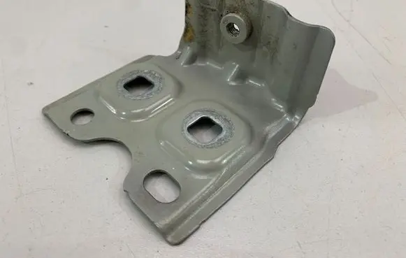 Mercedes-Benz A W177 Fender mounting bracket A1778802200