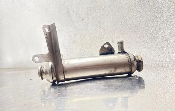 Opel Zafira B EGR valve cooler 55203716