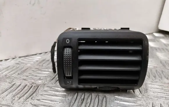 Volkswagen PASSAT B5.5 Dashboard side air vent grill/cover trim 3B0819704D