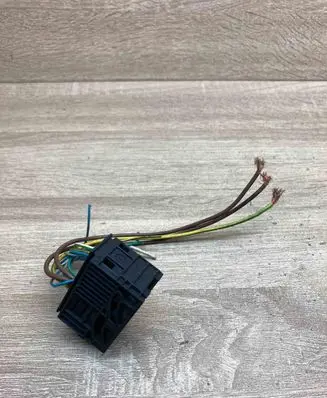 BMW 7 E38 Plug wire 8352566 USED