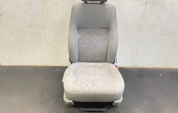 Volkswagen Transporter - Caravelle T5 Front passenger seat 7H0881201